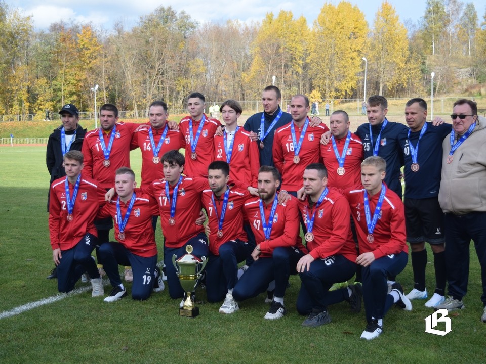 Мужская команда «Фаворита» – бронзовый призёр чемпионата Ленобласти Мужская команда «Фаворита» – бронзовый призёр чемпионата Ленобласти