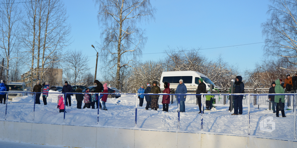 День зимних видов спорта в поселке Советский прошел под знаком хоккея