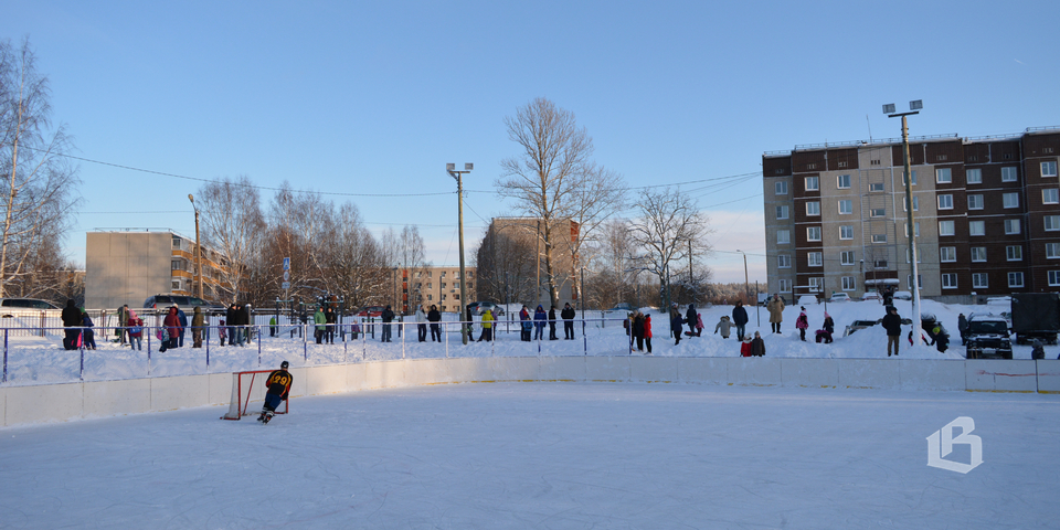 День зимних видов спорта в поселке Советский прошел под знаком хоккея