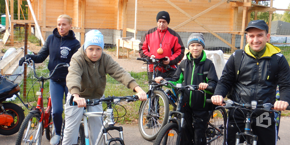 Жители Высоцка приняли участие в массовом велопробеге