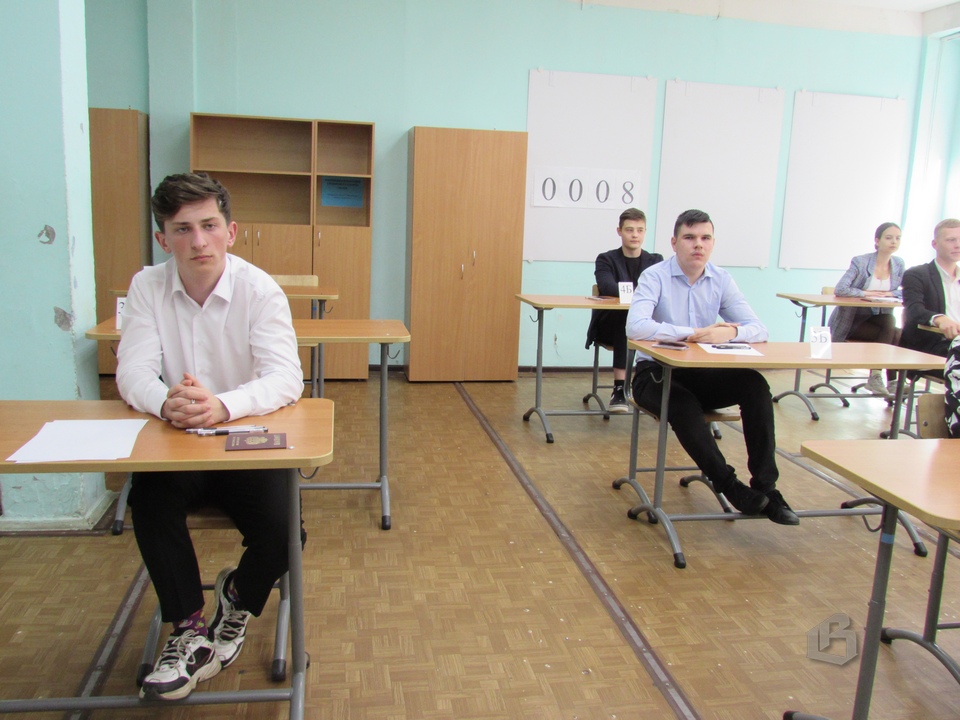 Сегодня в Выборге выпускники пишут ЕГЭ по русскому языку