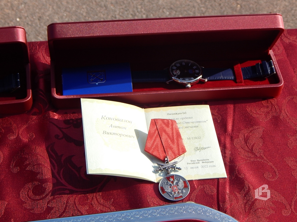 Регион взял шефство над военным городком Выборгского района