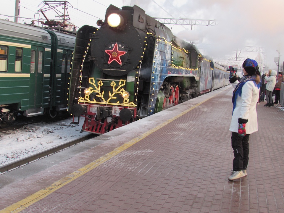 В Выборге - поезд Деда Мороза