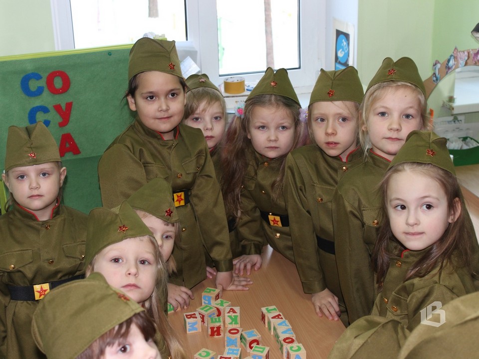 Дошколята из Семиозерья посвятили квест-игру «Зарница» защитникам Отечества