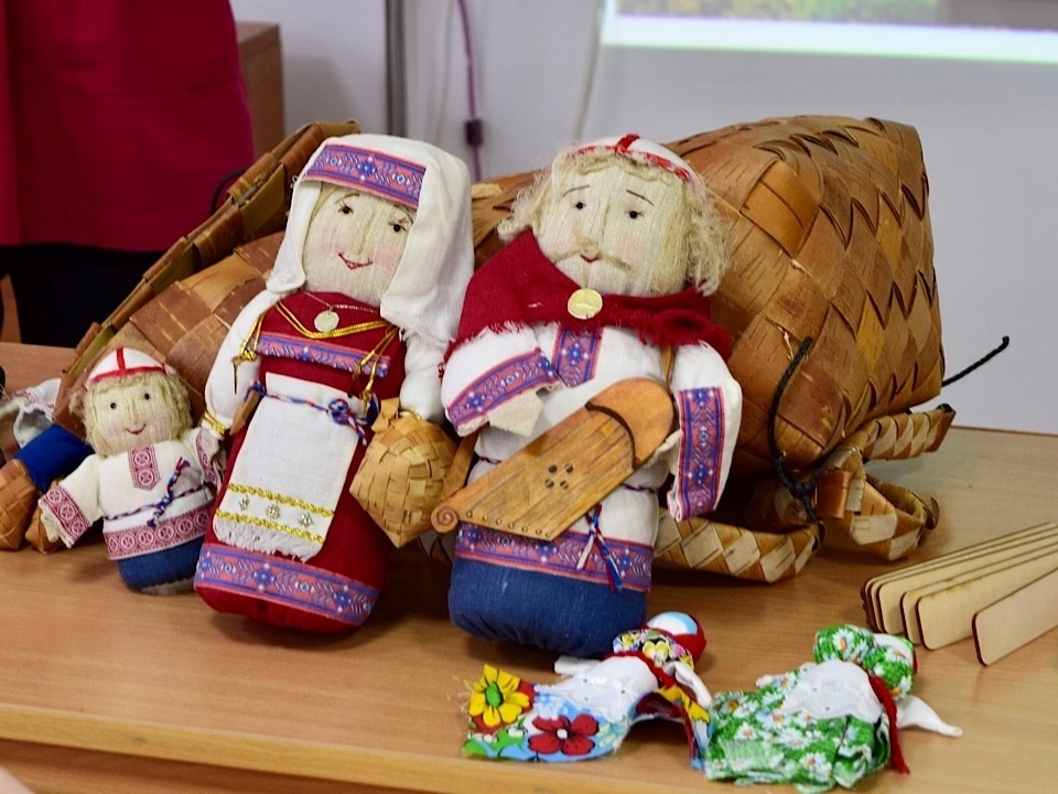 Карелы рассказали выборгским школьникам о своём крае и о «Калевале»