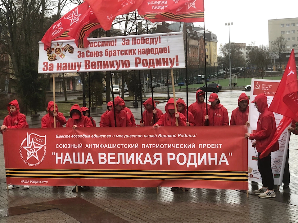 Выборг передал Ломоносову эстафету Победы