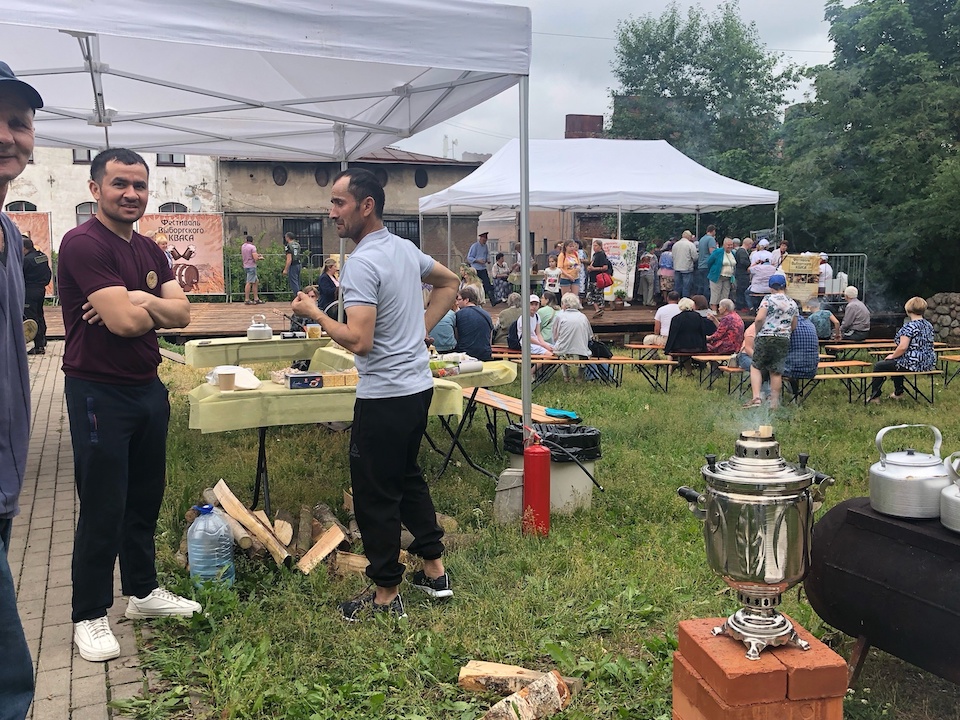 Праздник в честь русского напитка впервые проходит в Выборге