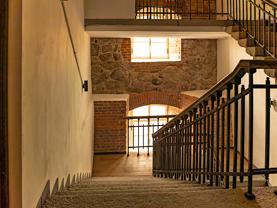 Владимир Цой показал отреставрированные помещения Выборгского замка