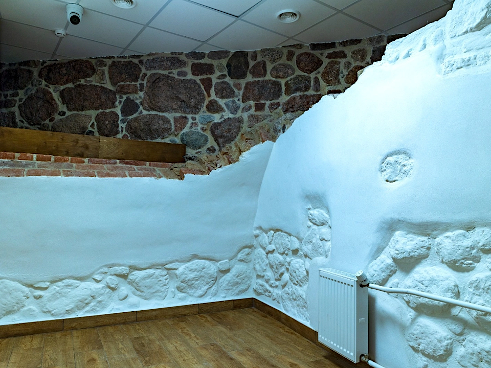 Владимир Цой показал отреставрированные помещения Выборгского замка