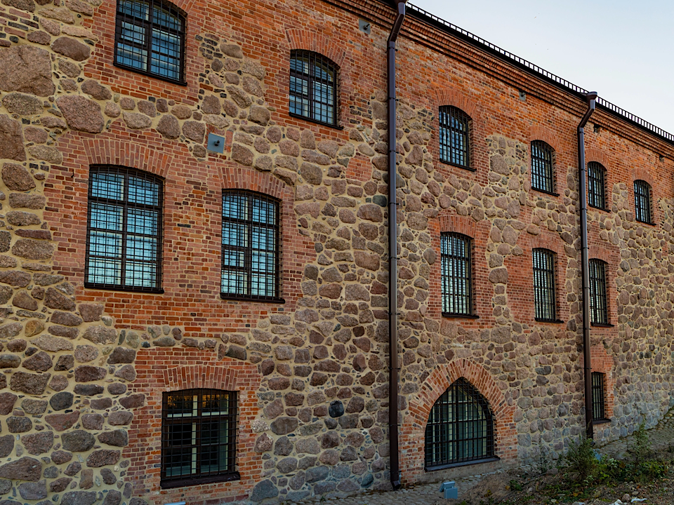 Владимир Цой показал отреставрированные помещения Выборгского замка