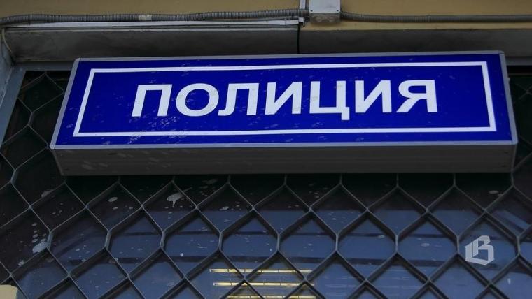 В Выборге пьяный мужчина стрелял в подругу из травматики