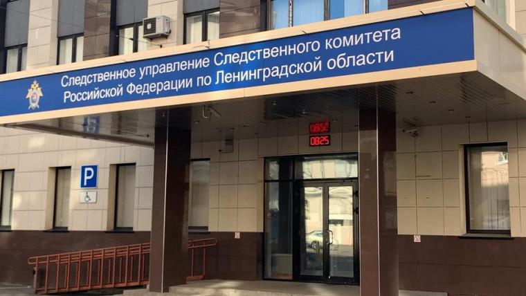 В Ленобласти работает круглосуточная линия «Ребенок в опасности»