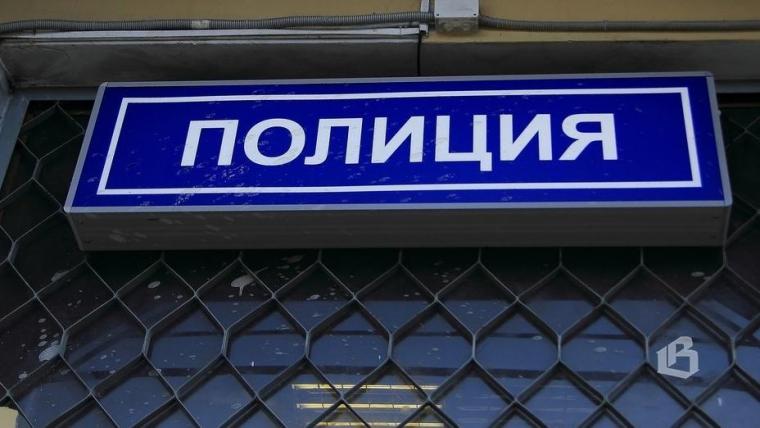 Полицейским удалось задержать курьера, приехавшего за деньгами к 90-летней женщине