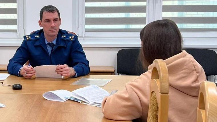В Выборгской прокуратуре прошел прием граждан заместителем областного прокурора