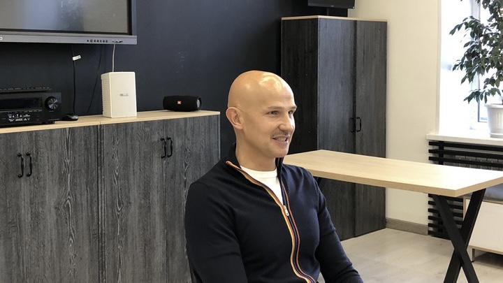 Бегуны и многоборцы встретились с троеборцем