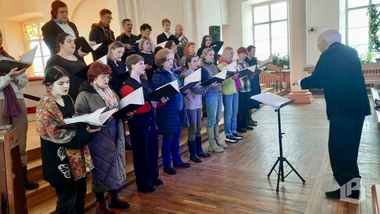 Сегодня в Выборге вокалисты из Петербурга