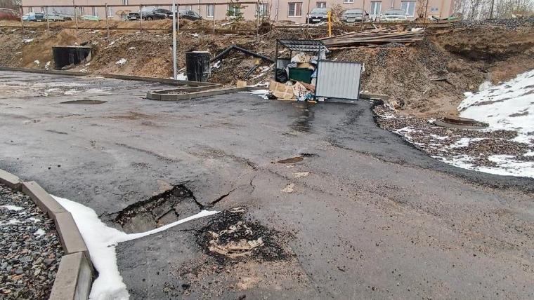 Жители двух домов в Каменногорске страдают от недоделок строителей