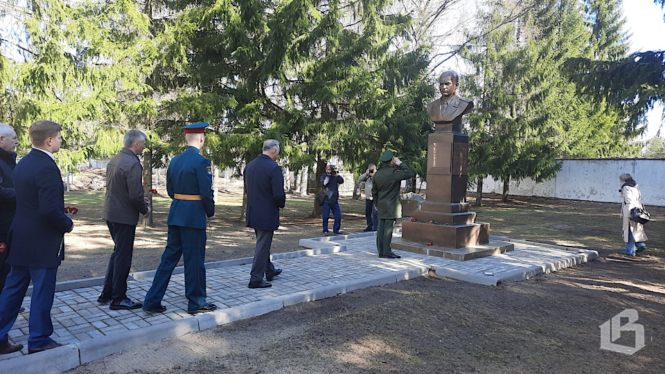 90 лет на службе Отечеству!