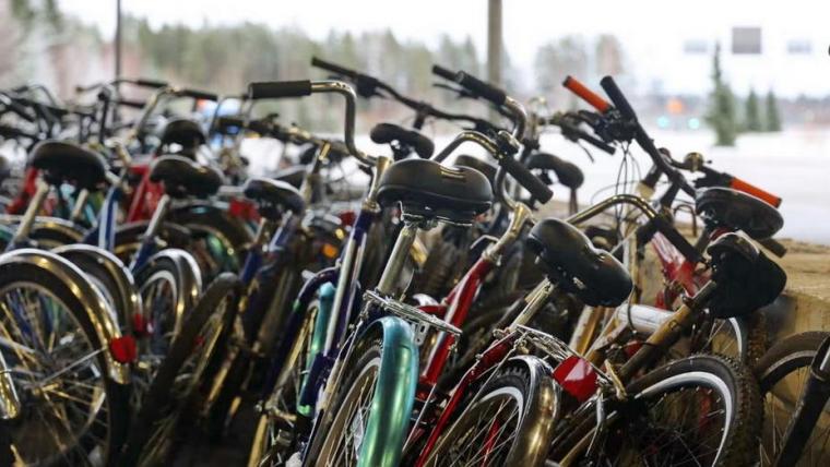 В Финляндии велосипеды просителей убежища выставят на аукцион