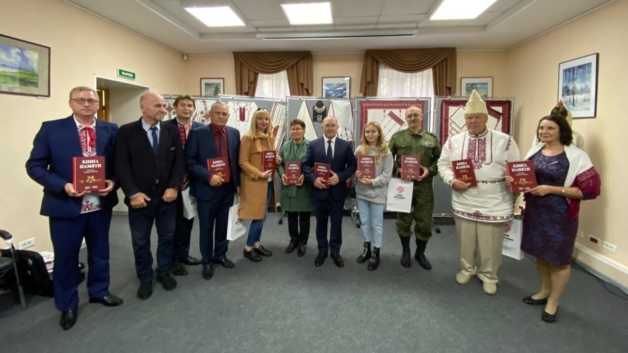 История страны  начинается  с истории семьи