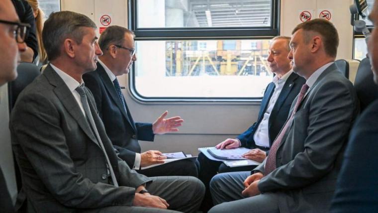 В Ленобласти торжественно открыли движение первой тактовой электрички