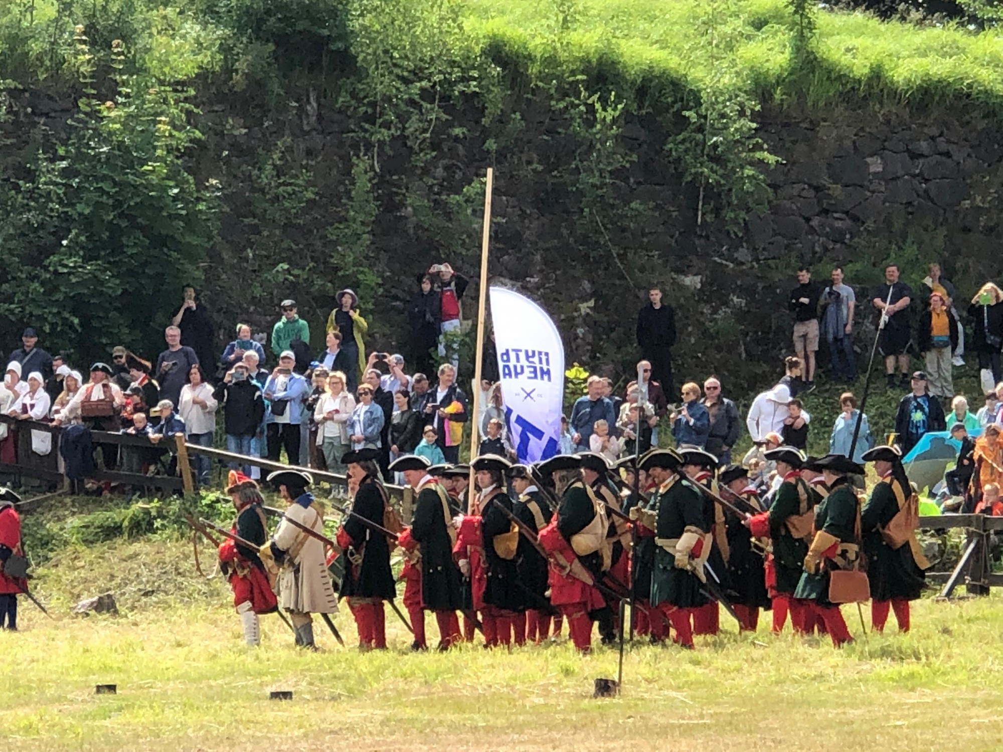 В Аннинских укреплениях повторили штурм Выборга