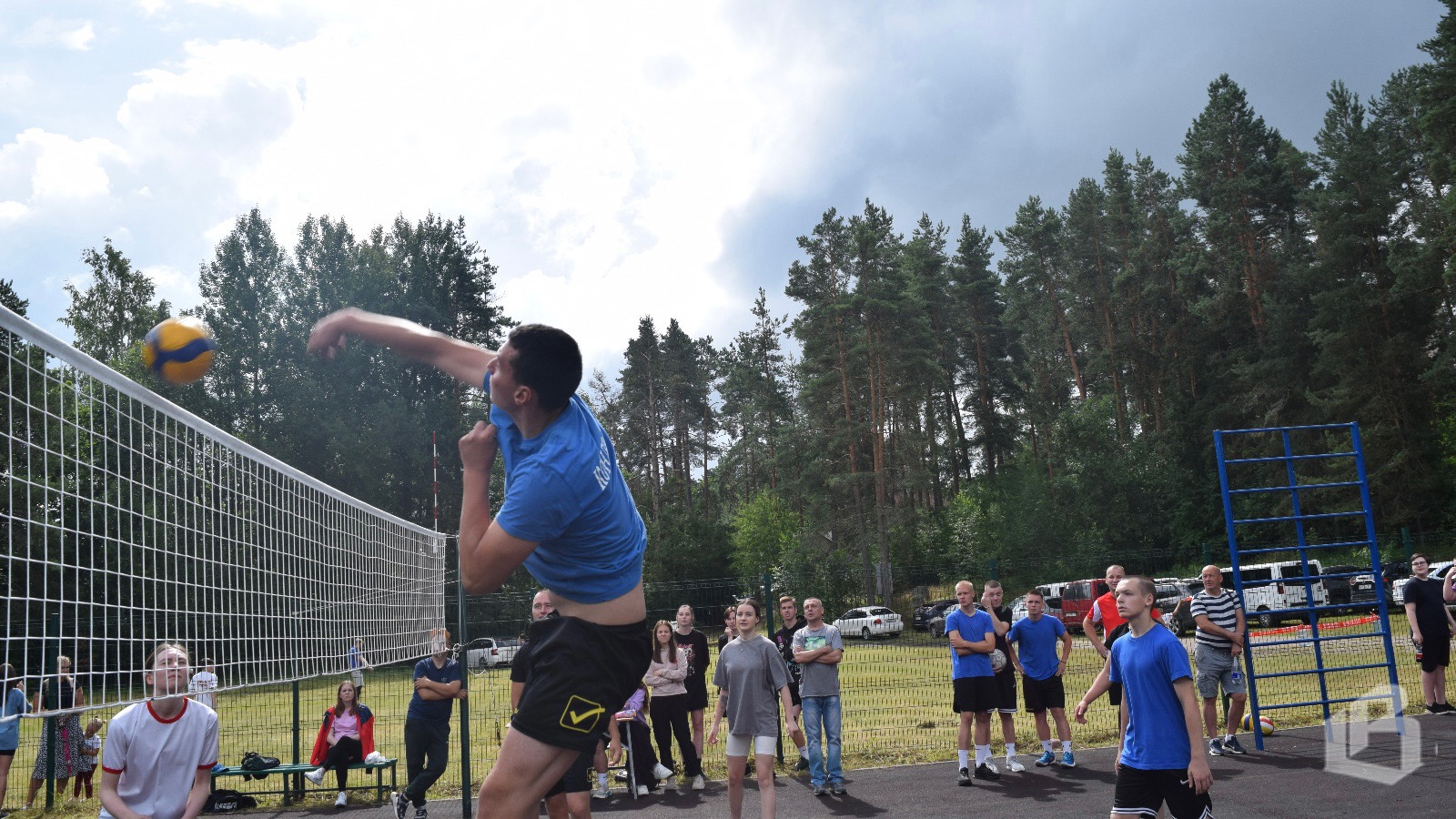 В Кондратьево встретилась спортивная молодёжь
