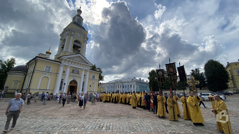Святой Олаф – святой для всех христиан. Как по Крепостной крестный ход прошёл