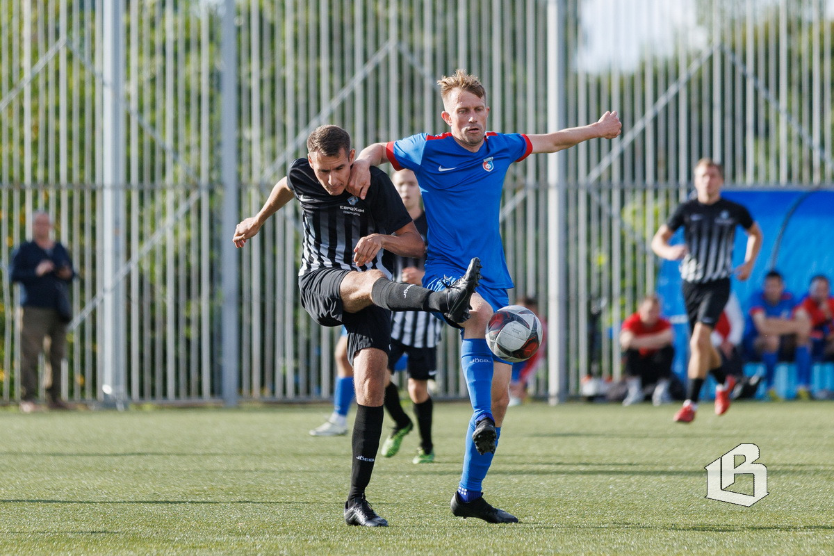 Мужчины выиграли дома,  ветераны сыграли вничью в гостях