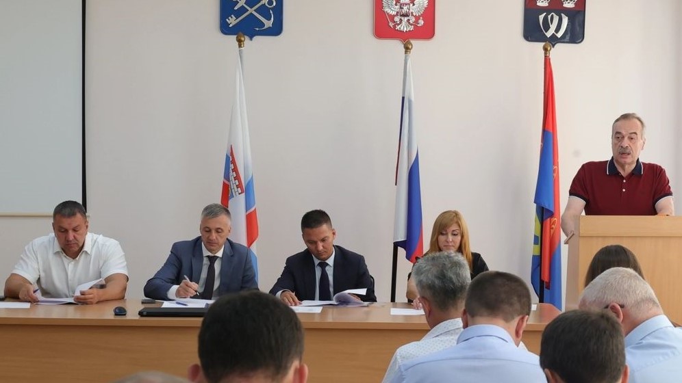 Главы администраций поселений  обсудили актуальные темы