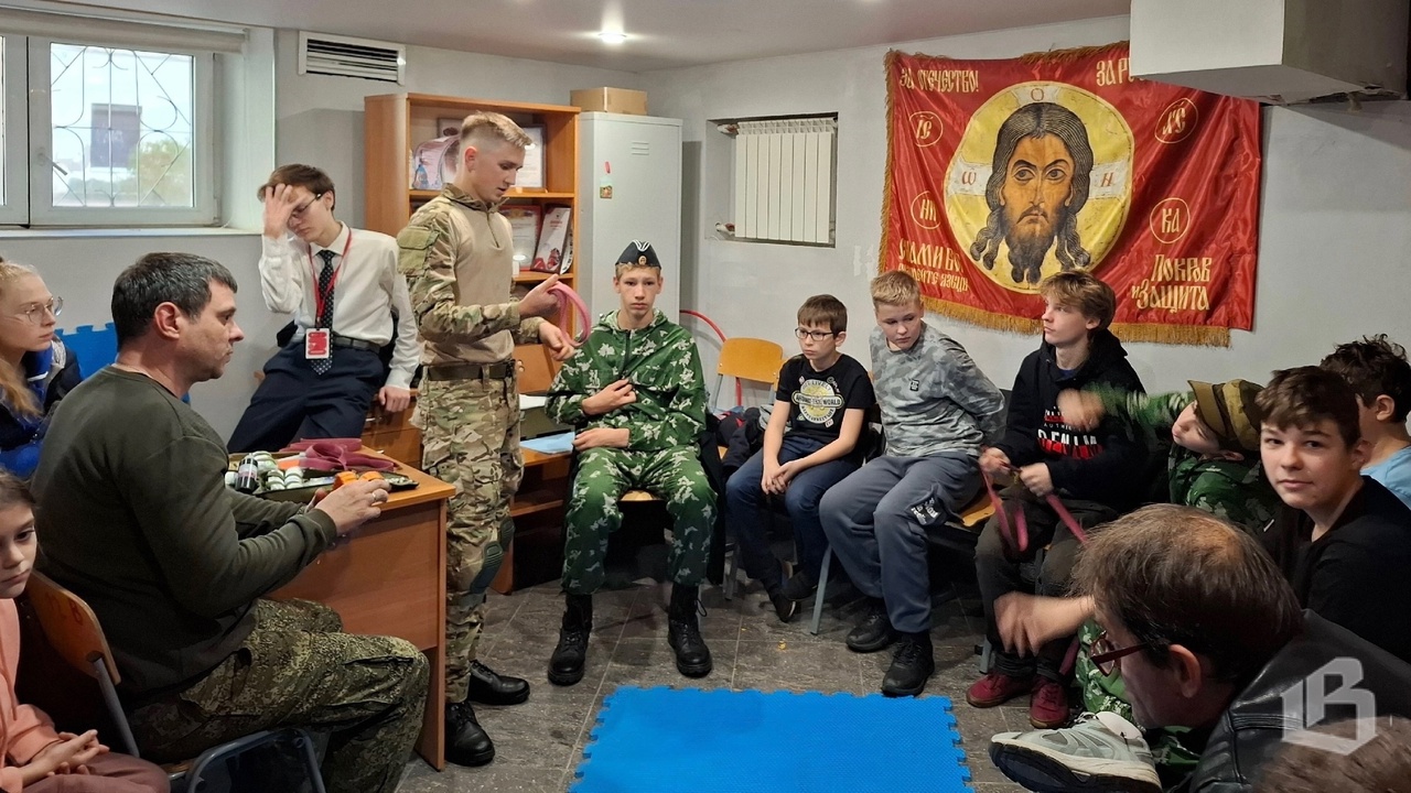Выборгские православные следопыты изучают азы оказания первой помощи