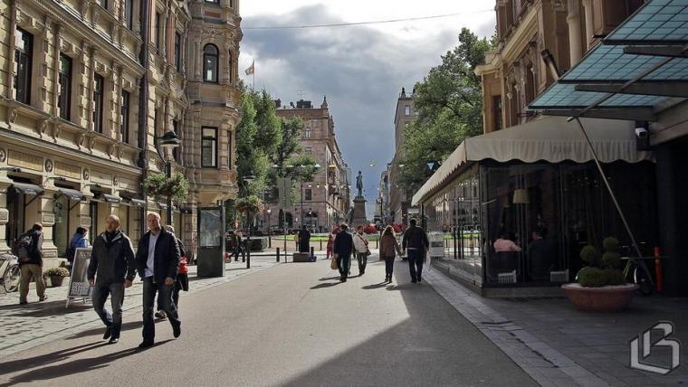 Русскоязычные финны практически никому не доверяют 