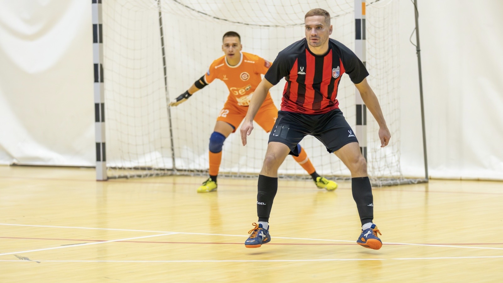 «Фаворит» проиграл Луге