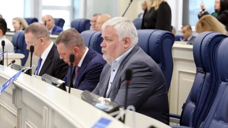 Дамир Шадаев больше не депутат областного парламента