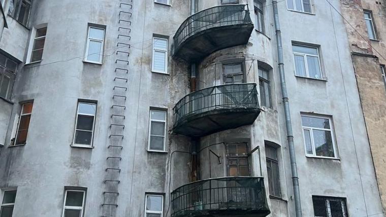 «АМАРАНТ» не вывозит дом на Мира, а Госжилнадзор выдает предписания