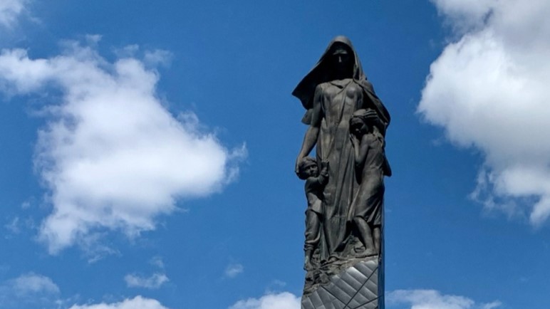 Сгинувшие в вихрях войны