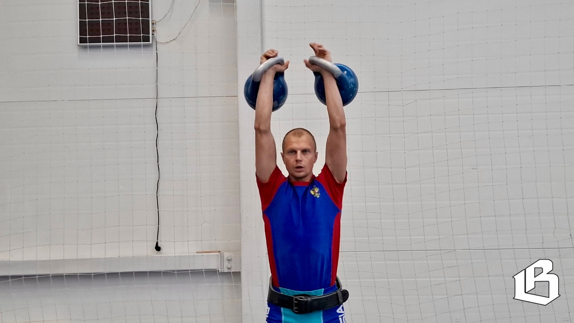 Выборг принял предновогодний региональный турнир по гиревому спорту