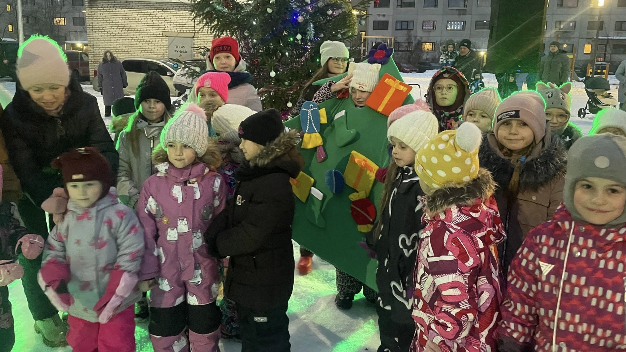  Скоро, скоро Новый год