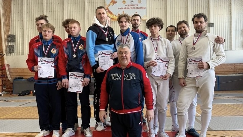 Шпажисты из Выборга завоевали два комплекта золотых наград в командных состязаниях