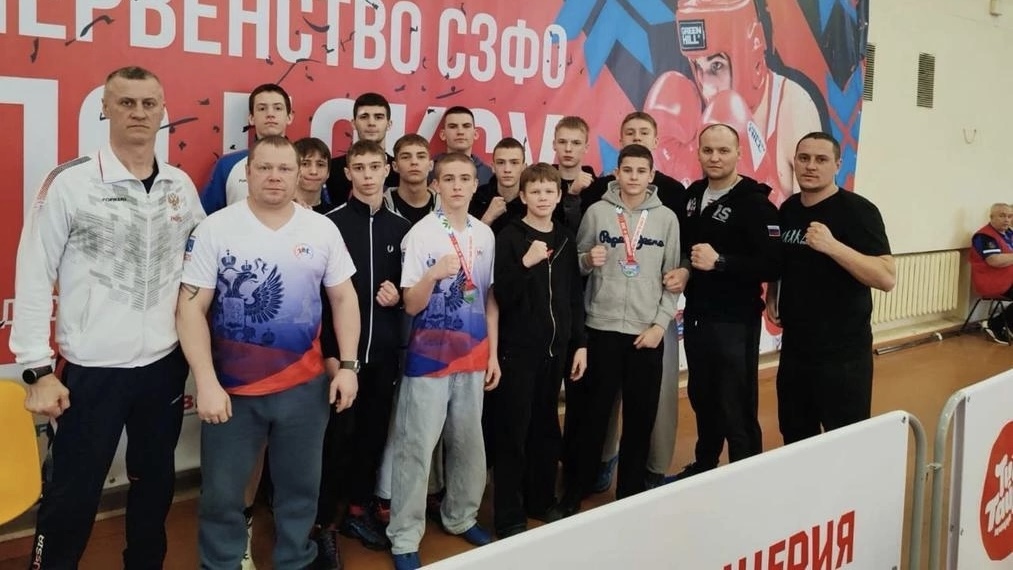 Наши юноши и девушки с честью представили выборгский бокс на уровне СЗФО