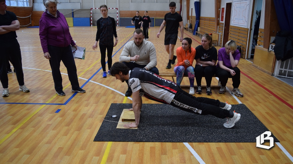 Выборгская молодёжь готова к труду и обороне