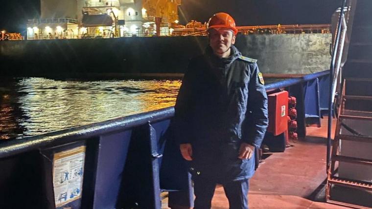 Выборгские приставы арестовали танкер