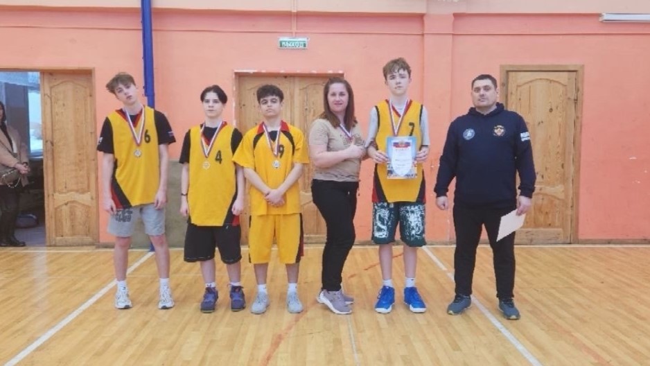 Школьники из Полян – лучшие баскетболисты в своём муниципальном образовании