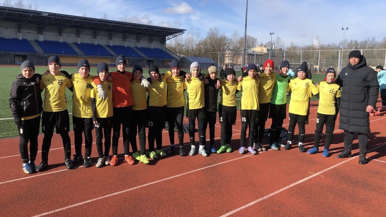 Выборгские футболисты выступили на «Псковской весне»