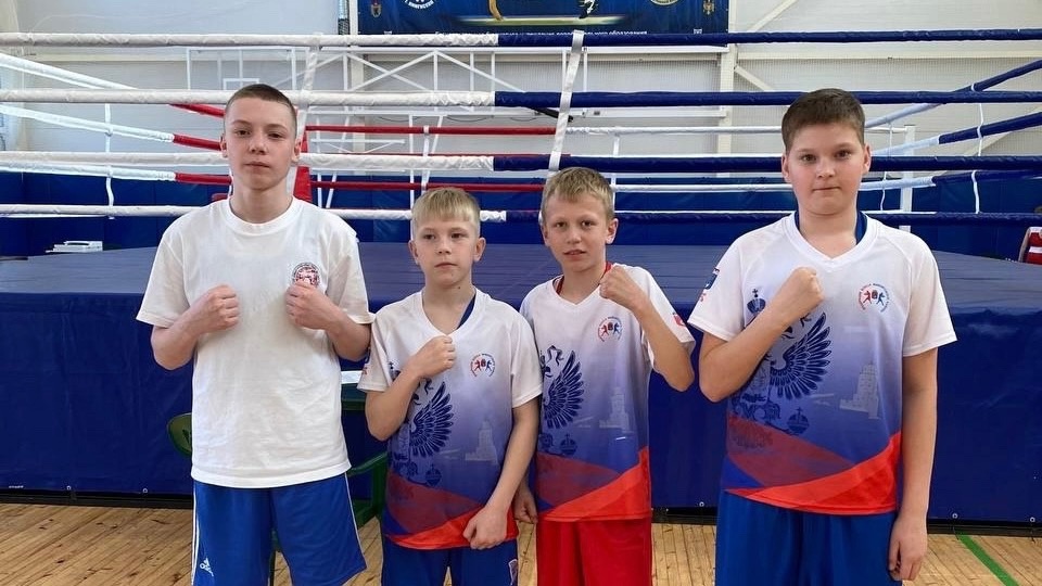 Из «Россони» с медалями вернулись выборгские боксёры