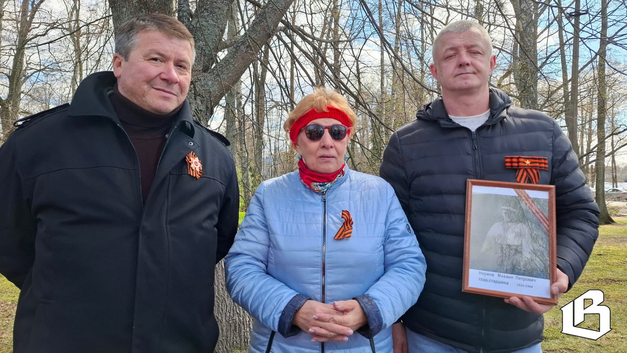 В День Победы потомки красноармейцев приезжают на могилы своих героев