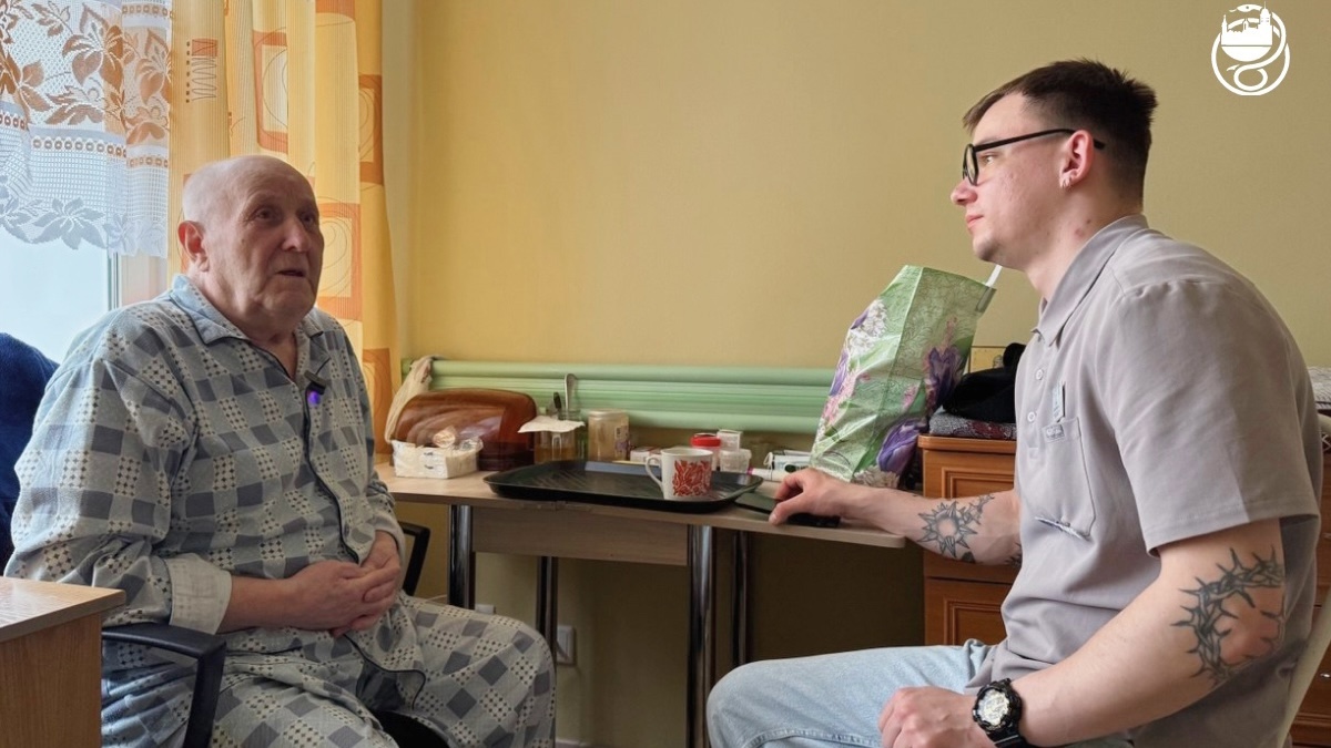 Внимание ветеранам в дни празднования Дня Победы оказывают медики