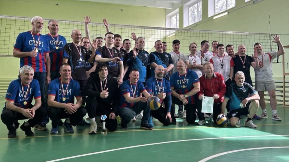 В поселениях Выборгского района  состоялись турниры по «крылатому мячу»