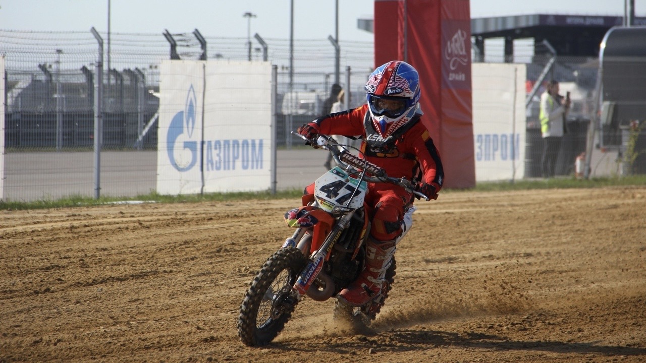 Выборгские мотокроссмены показали класс в «Игоре Драйв»