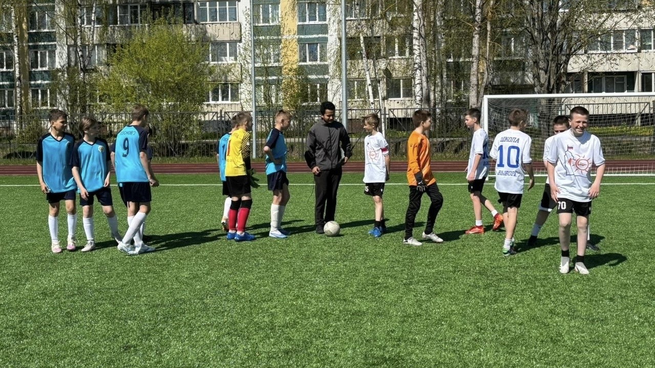 Футболисты, фигуристы…